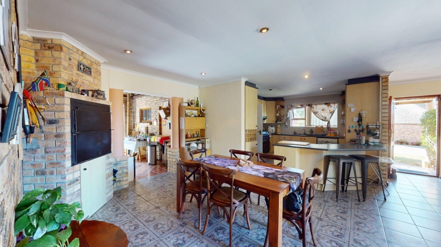 3 Bedroom Property for Sale in Summerstrand Eastern Cape